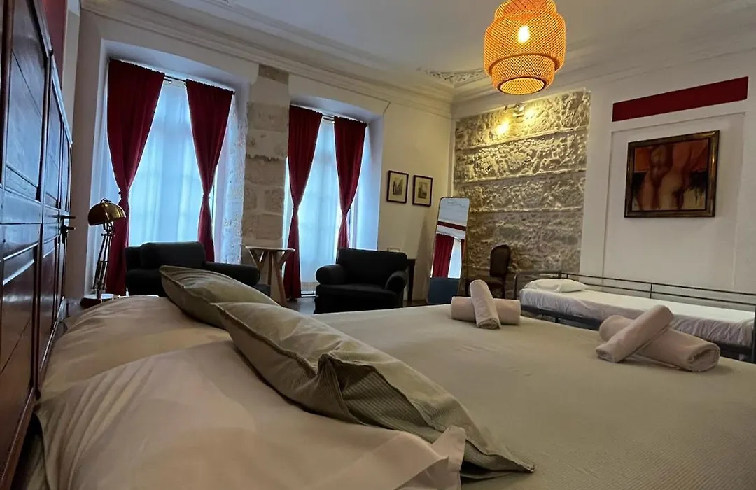 Asul B&B-1